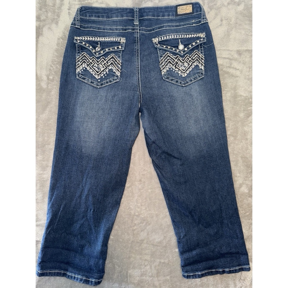 Earl Jean Capri Jeans Women's 8P Embellished Embroidered Flap Pockets Whiskered